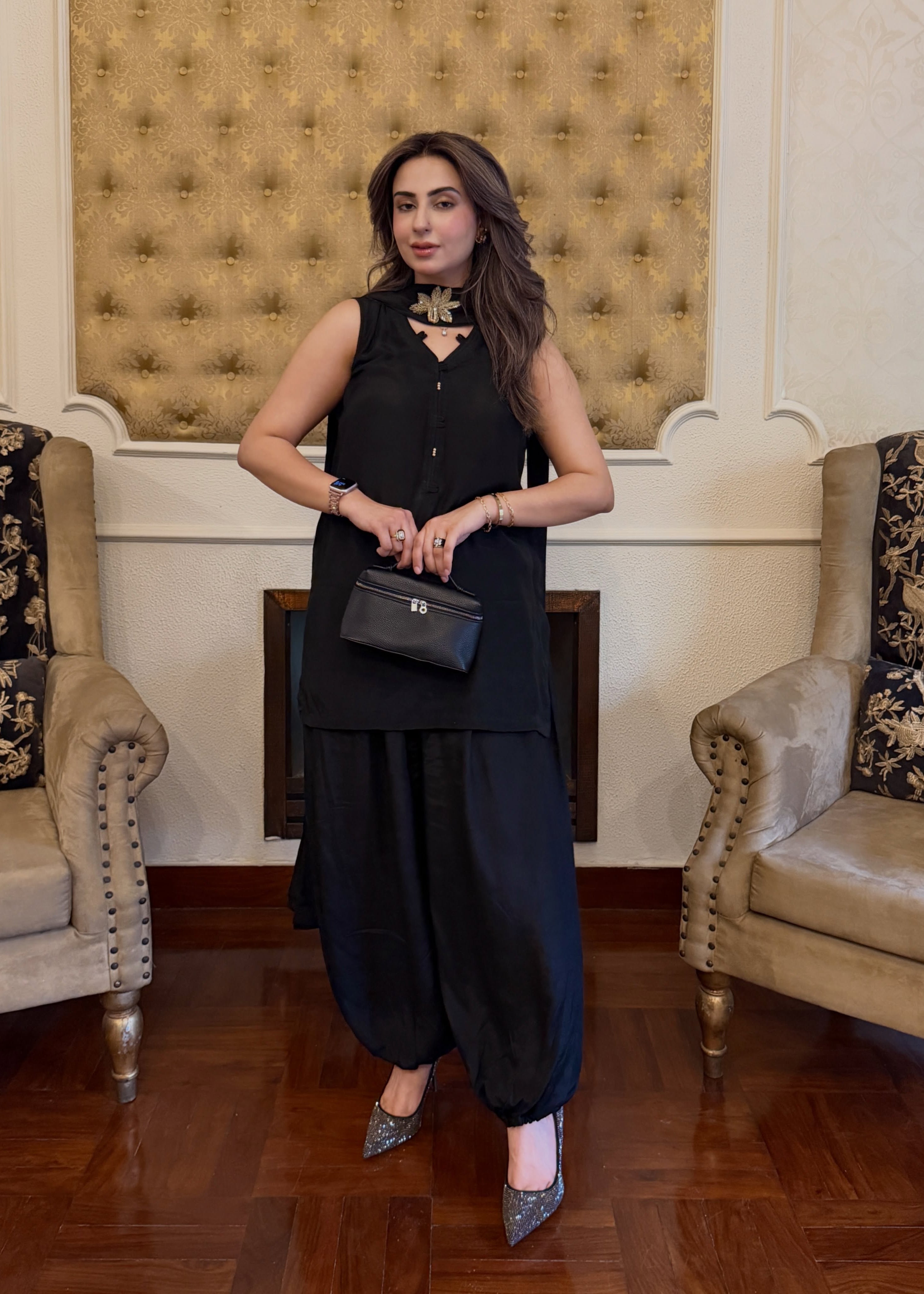 Linoofer black