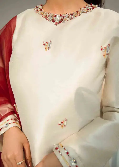 NOIR White  Unstitch