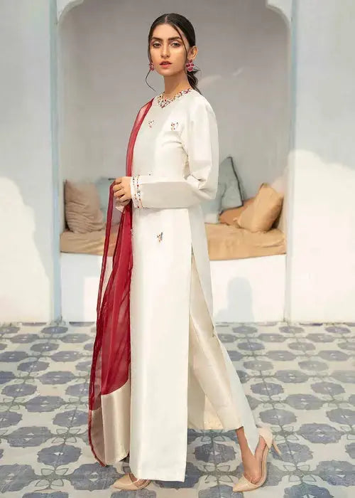 NOIR White  Unstitch