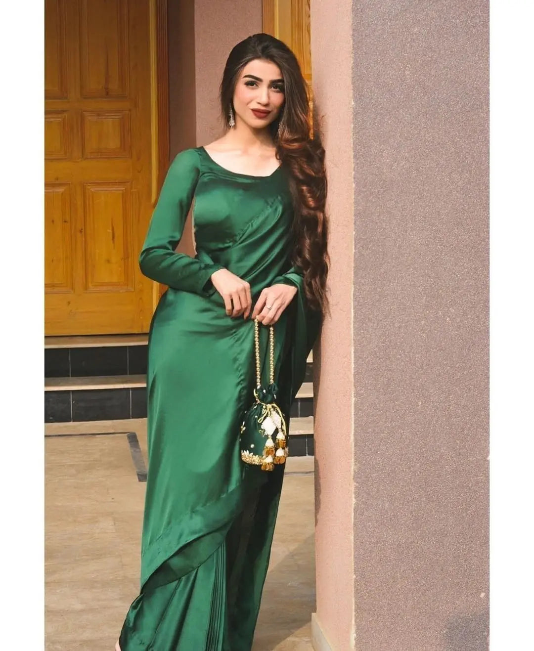 SILK Saree Bottle Green