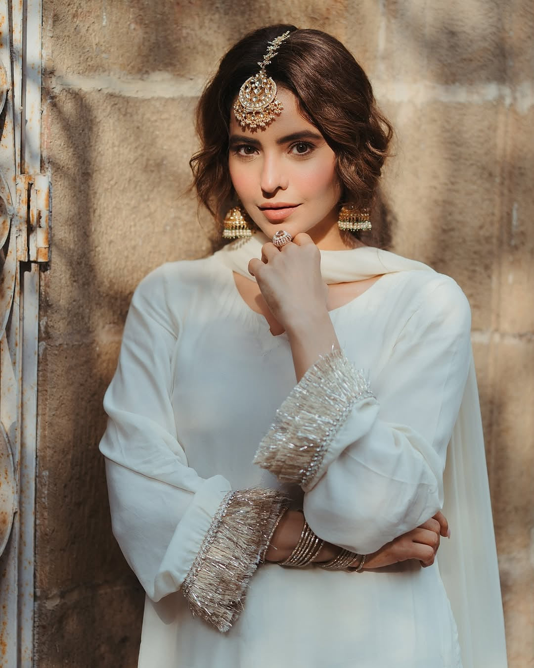 WHITE COCTAIL  Stitch